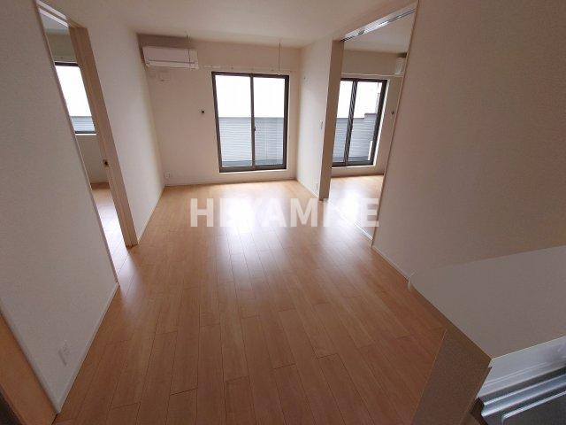 居室・リビング　※室内画像は別号室のもの