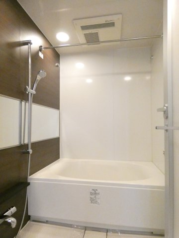 バス・シャワールーム　バス※別部屋参考写真