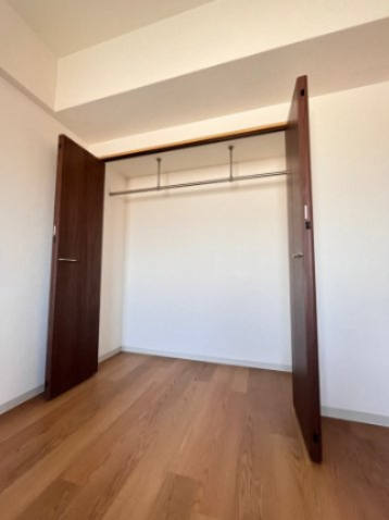 収納　同建物、別部屋の写真です。参考にご覧ください。