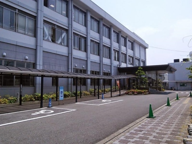 役所　野洲市役所（役所）まで981m