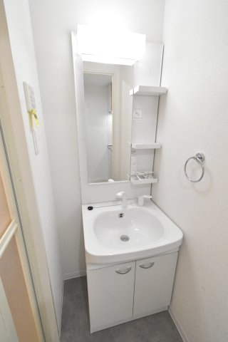 洗面設備　同仕様