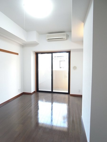 居室・リビング　居室※別部屋参考写真