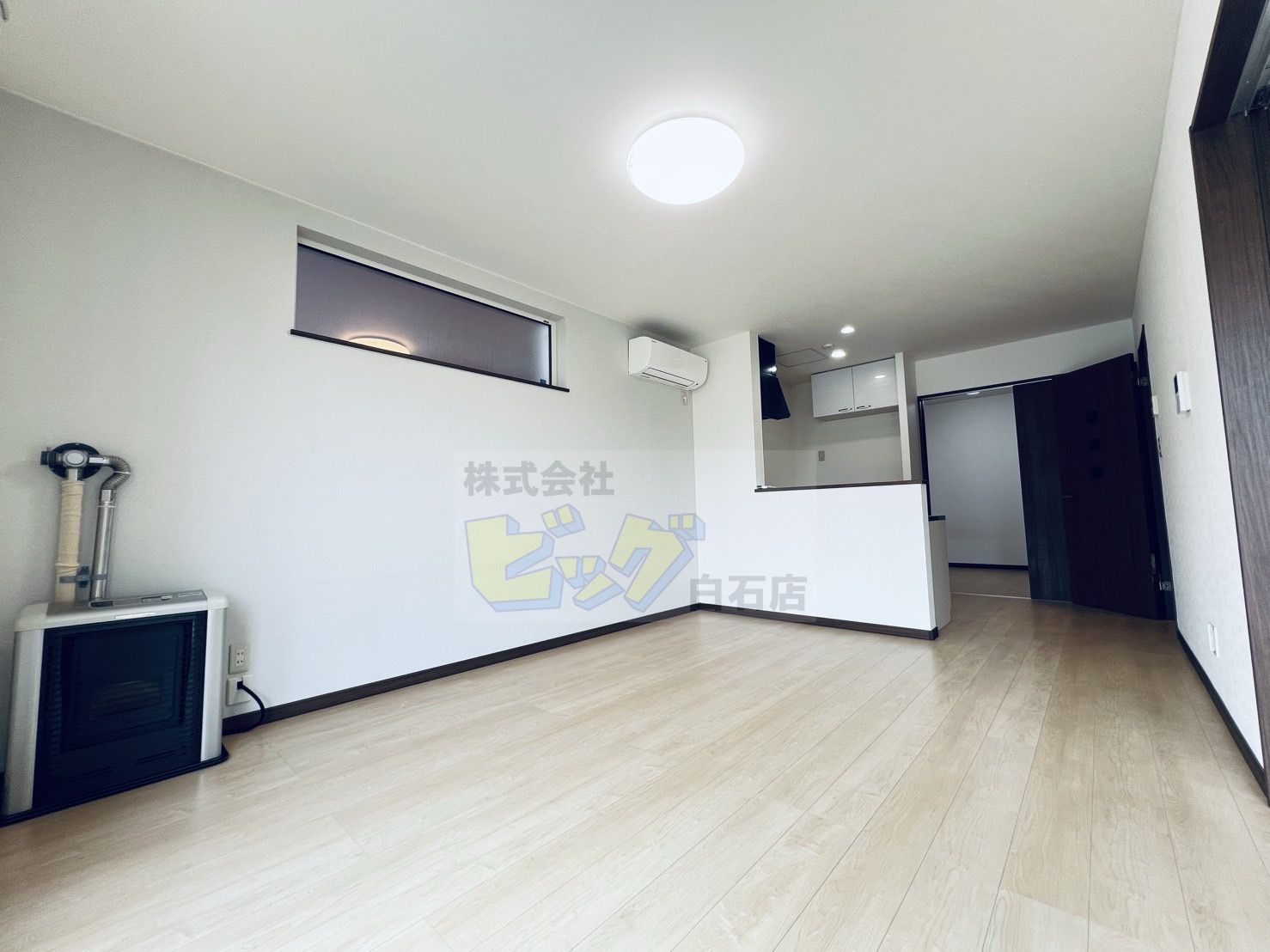 居室・リビング　広々リビングです♪