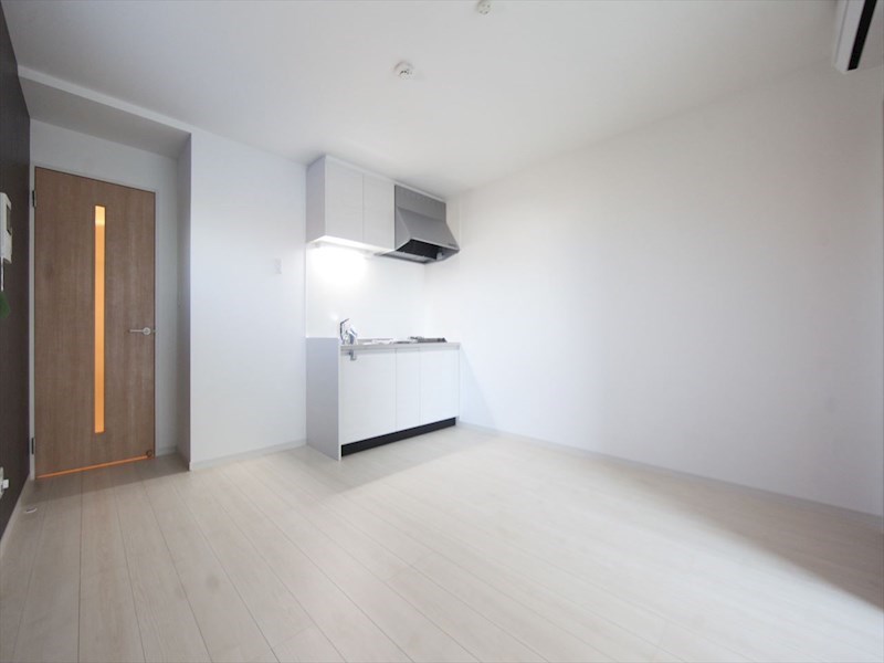 その他　ＬＤＫ8.3帖　システムキッチン　エアコン完備　イメージ写真