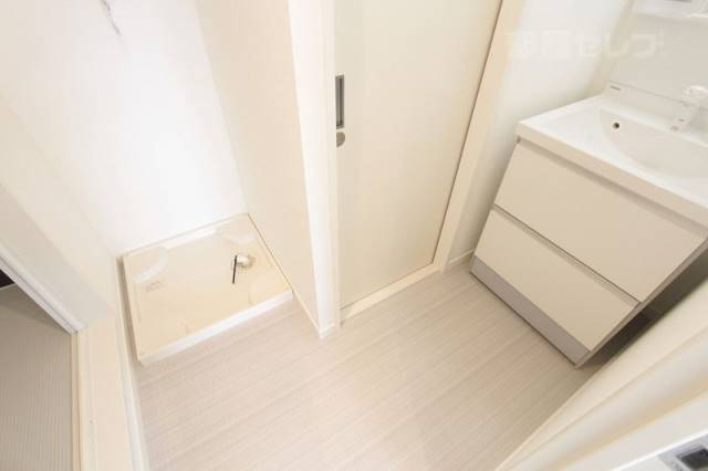 洗面設備　モデルルーム写真参照