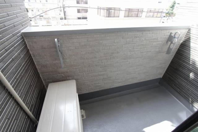 バルコニー　モデルルーム写真参照