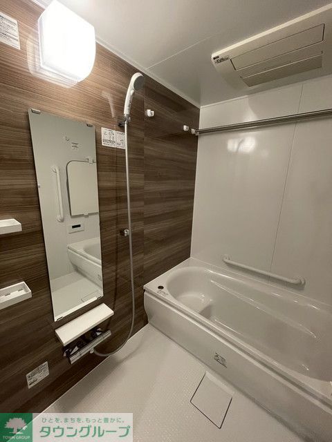 バス・シャワールーム　※写真は同タイプ住戸です。