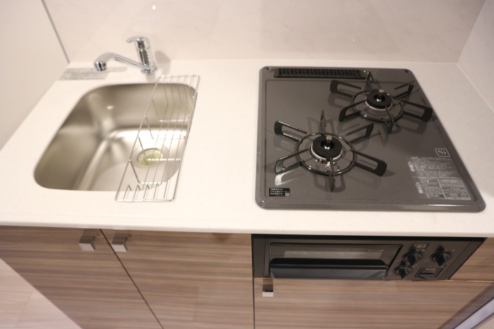 キッチン　同タイプ別階部屋写真