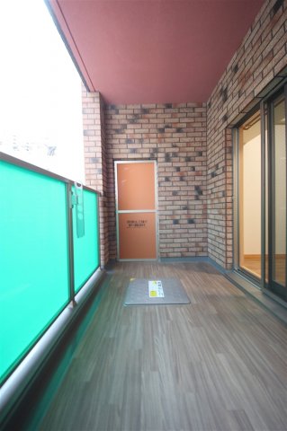 バルコニー　ジューム南森