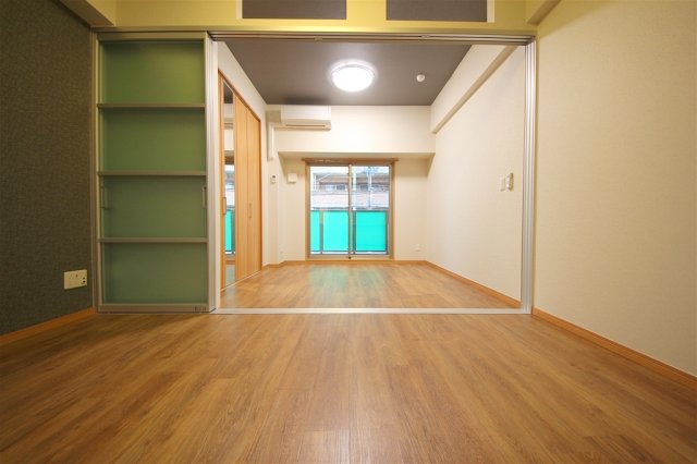 居室・リビング　ジューム南森