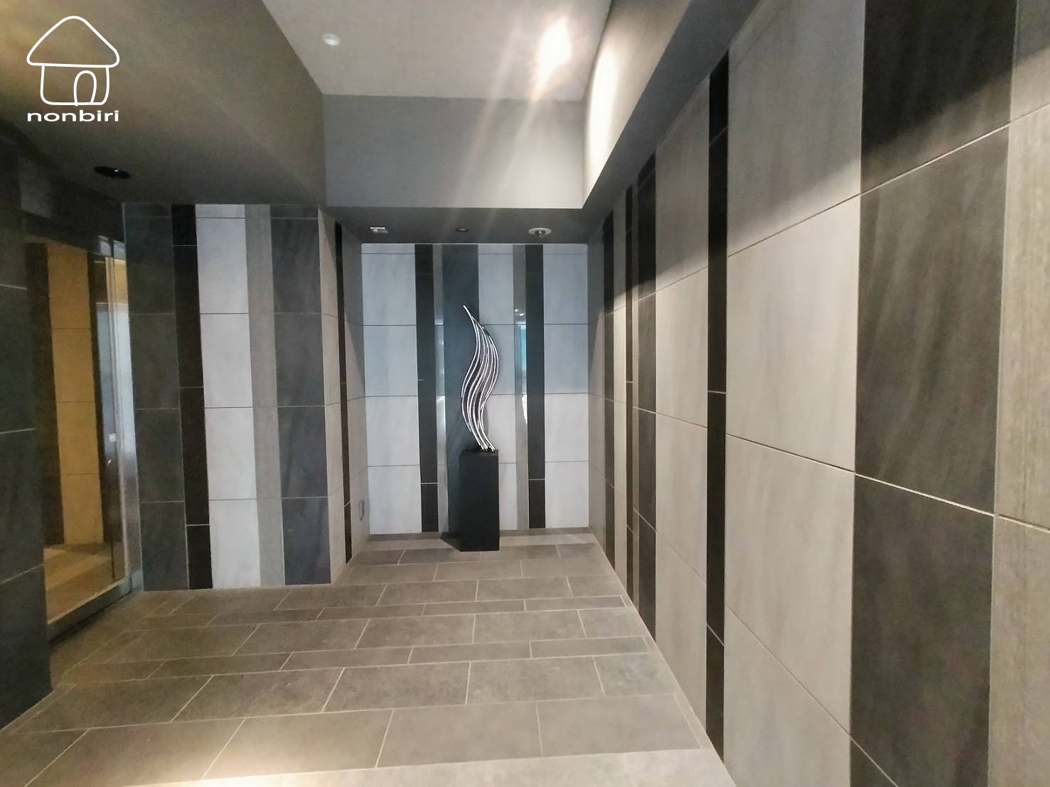 ロビー　いつも綺麗です