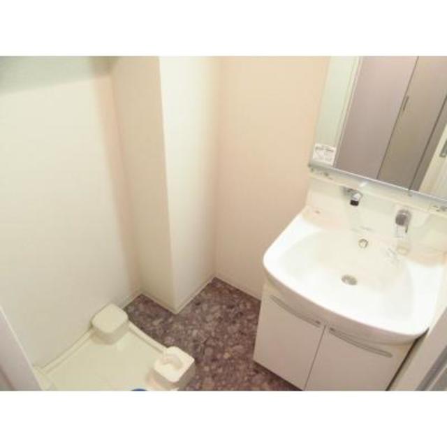 洗面設備　※写真は同タイプ住戸です。