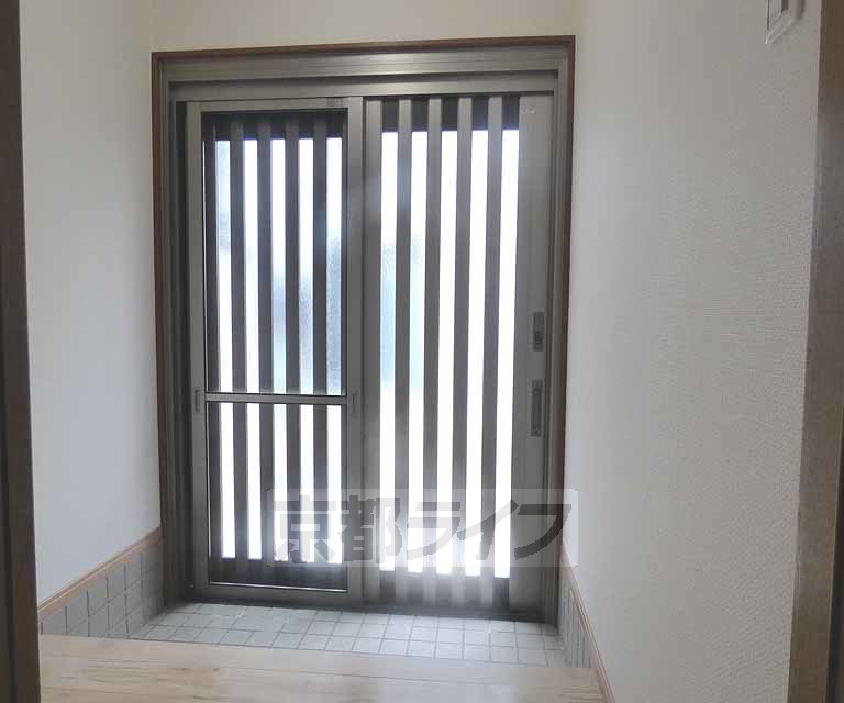 玄関　玄関です。