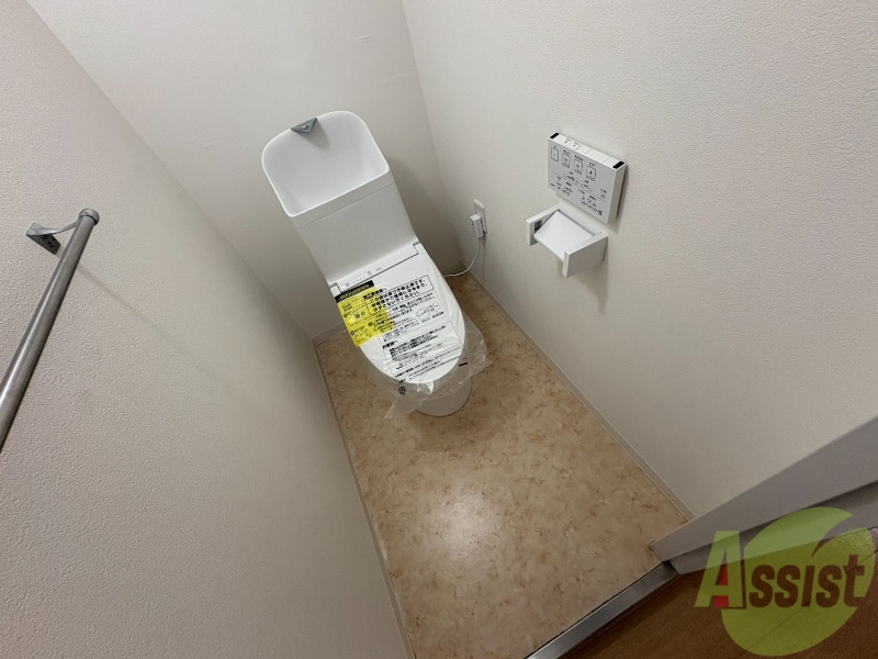 トイレ　ウォシュレット機能がついたトイレ。安心して使用できますね。