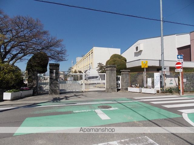 小学校　古知野南小学校（小学校）まで216m