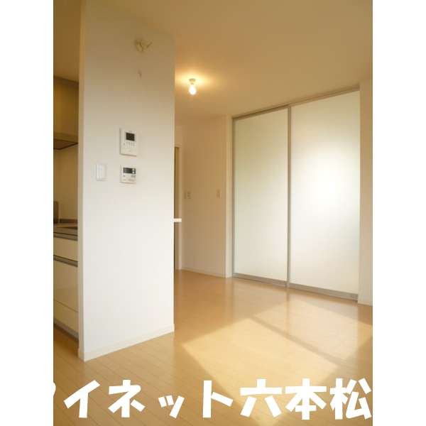 居室・リビング　広々2LDK。