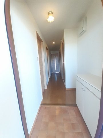玄関　落ち着いた玄関です