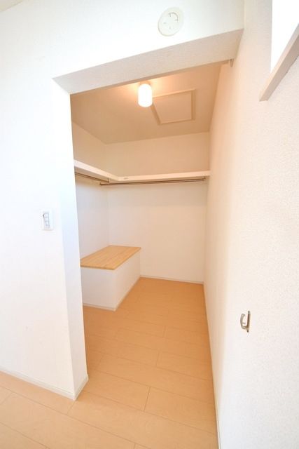 収納　室内・室内設備