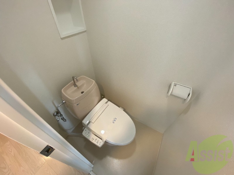 トイレ　トイレはウォシュレット機能付き。シャワートイレは日本の宝。