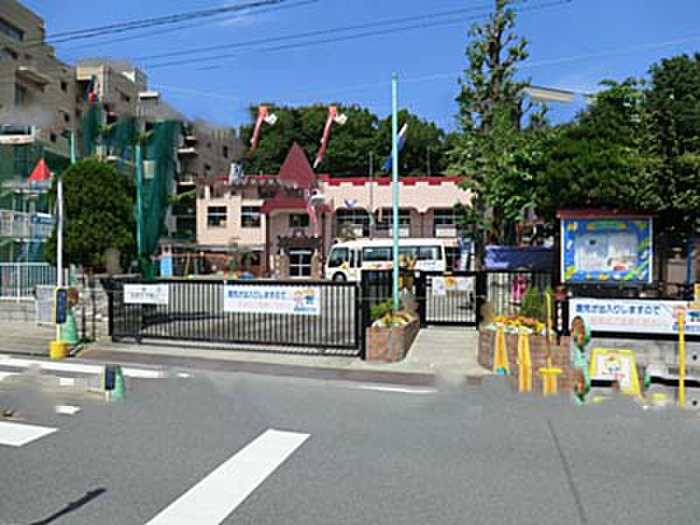 幼稚園・保育園　チロル幼稚園（幼稚園・保育園）まで332m