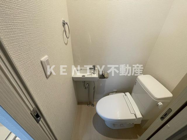 トイレ　落ち着いたトイレです
