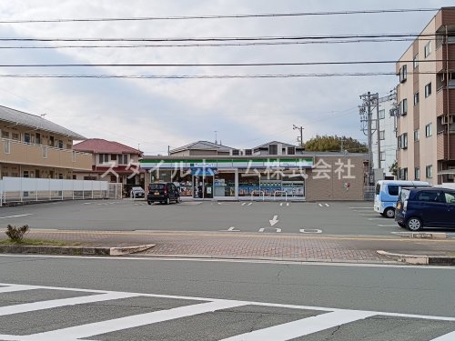 コンビニ　ファミリーマート　田原赤石店（コンビニ）まで236m