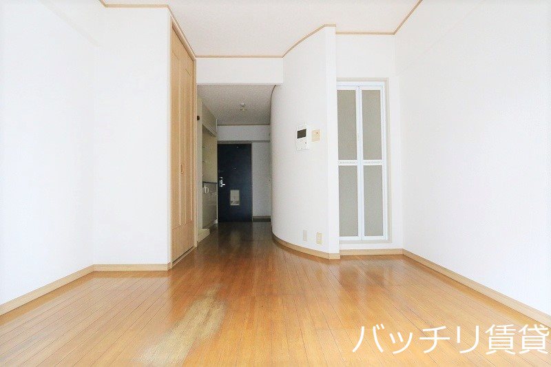 居室・リビング　画像は画像は別号数の為、現状優先となります。