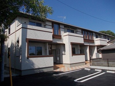 建物外観　外観写真（昼）