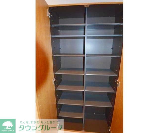 玄関　★お問い合わせはタウンハウジングまで★