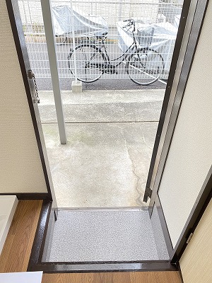 玄関　玄関