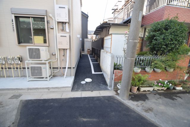 エントランス　ここから入ります
