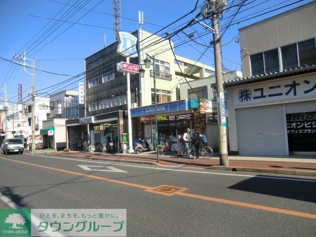 コンビニ　ローソン（コンビニ）まで700m