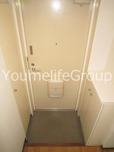 玄関　※別部屋参考写真※
