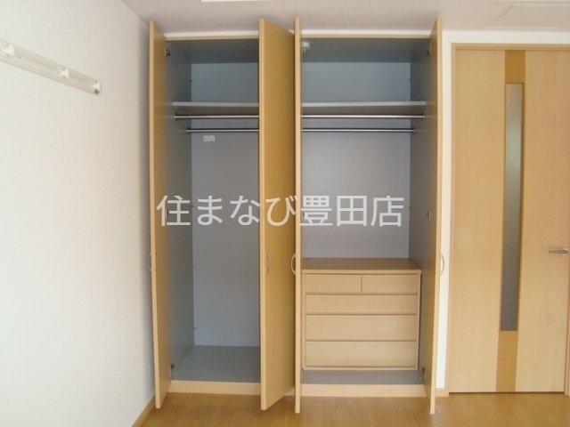 収納　同型別部屋写真