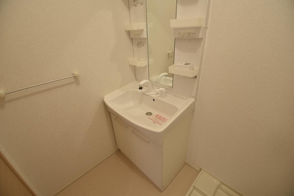洗面設備　洗髪洗面化粧台