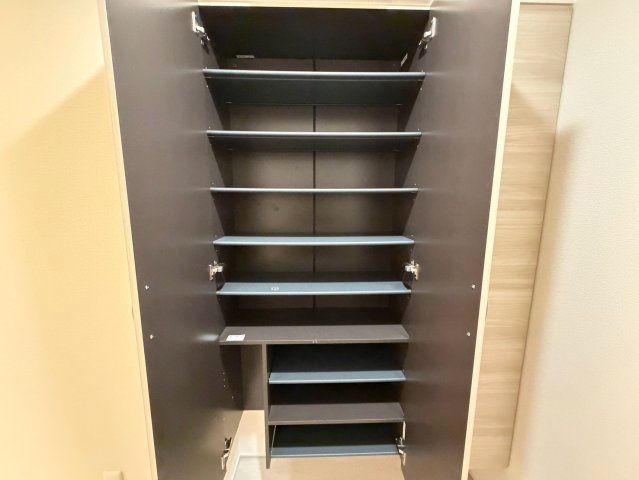 D-ROOM中小阪の内装写真