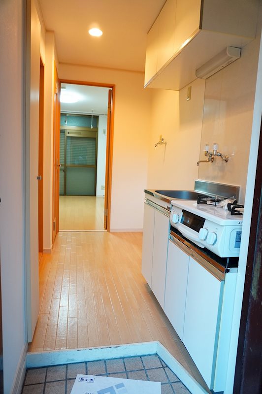 玄関　同仕様部屋