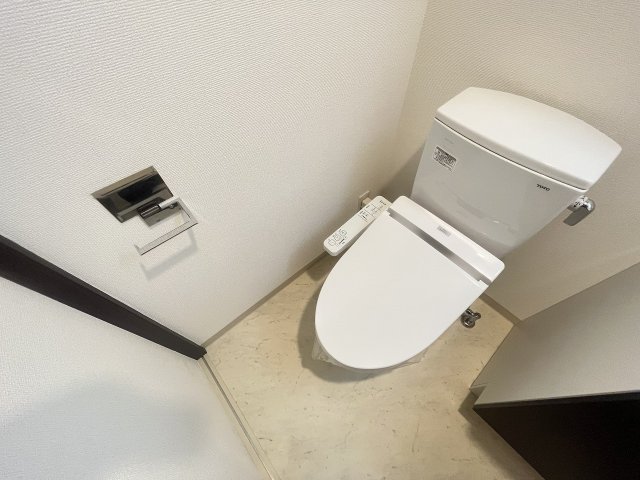 トイレ　モデル写真