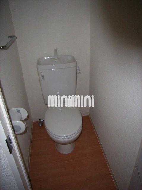 トイレ　トイレスペース。