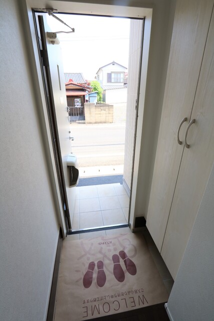 玄関　☆トールタイプのシューズボックス☆