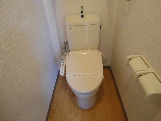 トイレ　シャワー付トイレ