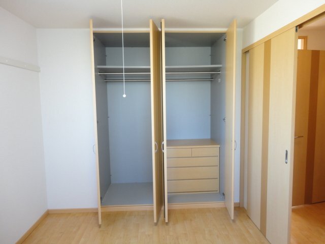 収納　クローゼット