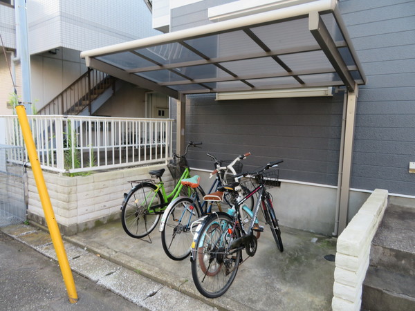 駐車場　駐輪場