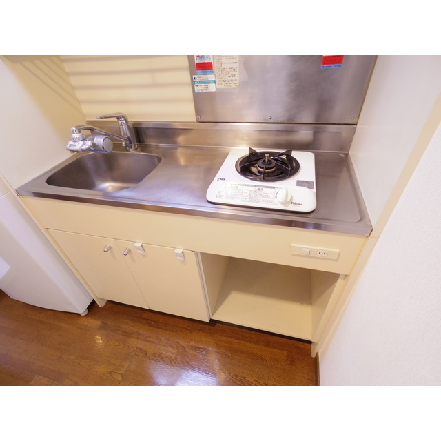 キッチン　※別間取りの写真です