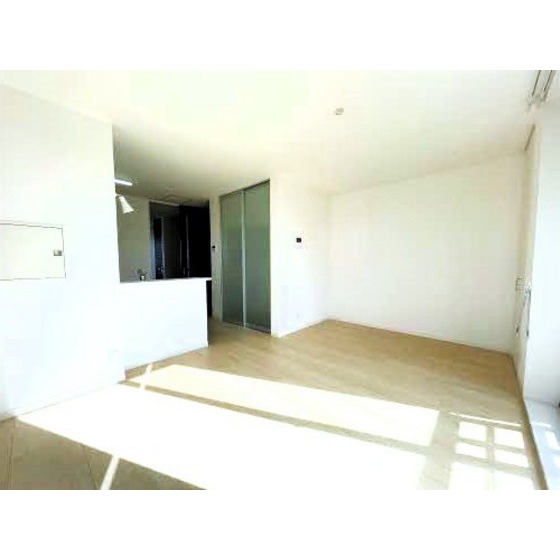 居室・リビング　※お部屋は同物件同型別室の写真です。