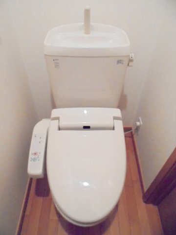 トイレ　落ち着いたトイレです