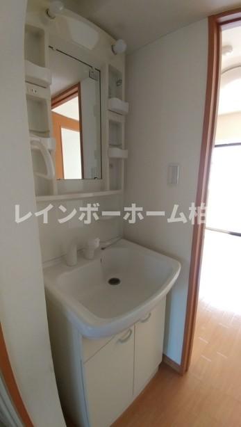 洗面設備　シャンプードレッサーです