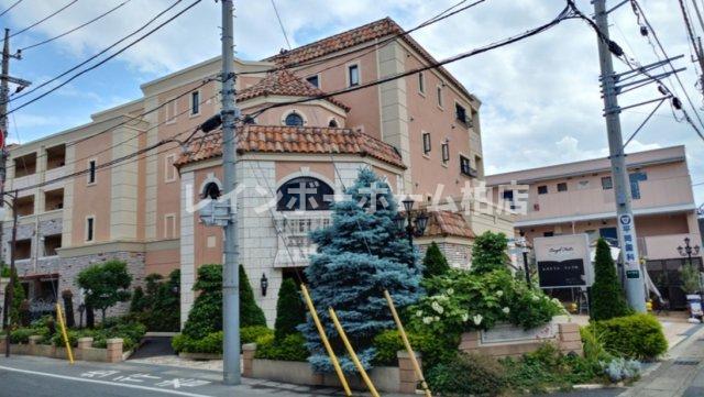 建物外観　落ち着いた雰囲気の外観です