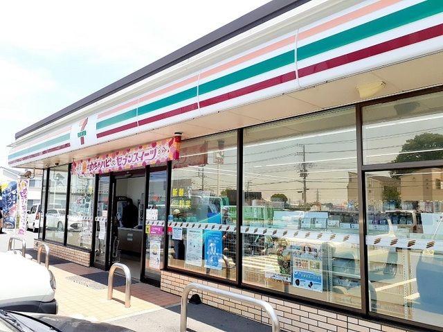 コンビニ　セブンイレブン石川店（コンビニ）まで750m