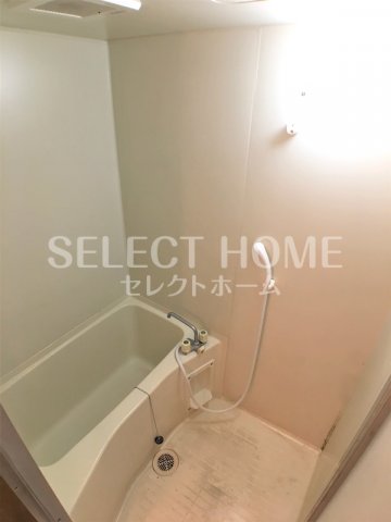 バス・シャワールーム　コンパクトで使いやすいお風呂です 同型タイプ
